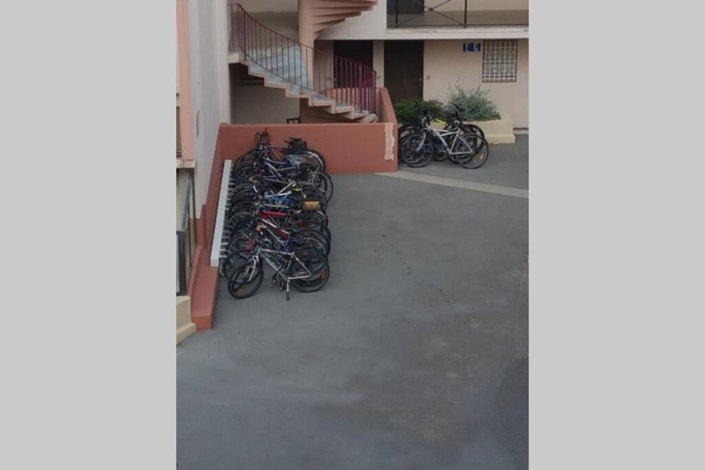 Jolies Studios Avec Piscines Et Parking Prive 800M De La Plage Le Grau Du Roi Εξωτερικό φωτογραφία